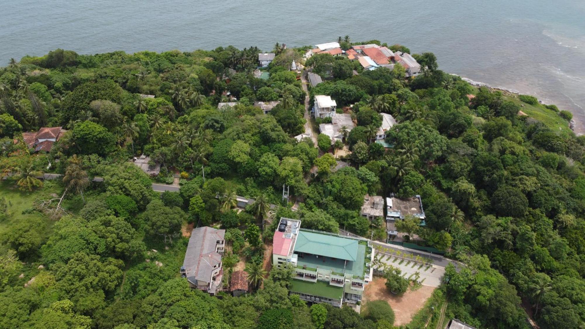 Mount Rich Rumassala Hotell Unawatuna Exteriör bild