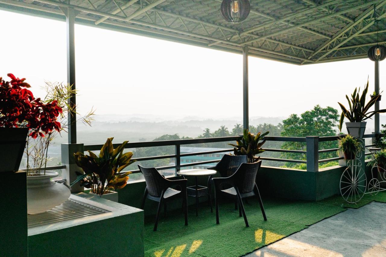 Mount Rich Rumassala Hotell Unawatuna Exteriör bild